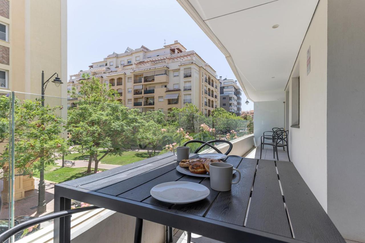 Stylish 2 Bedroom Apartment In Estepona Old Town Ngoại thất bức ảnh
