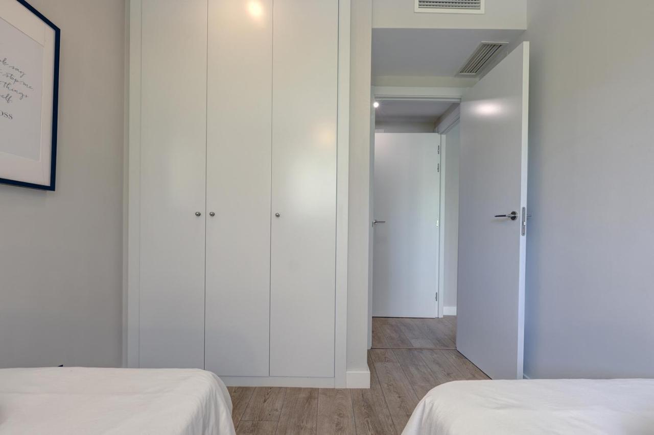 Stylish 2 Bedroom Apartment In Estepona Old Town Ngoại thất bức ảnh