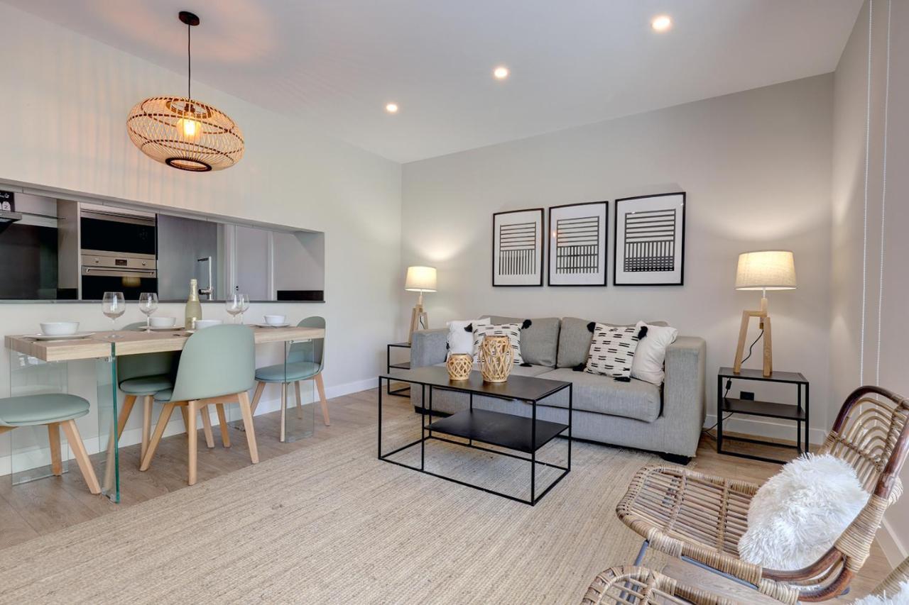 Stylish 2 Bedroom Apartment In Estepona Old Town Ngoại thất bức ảnh
