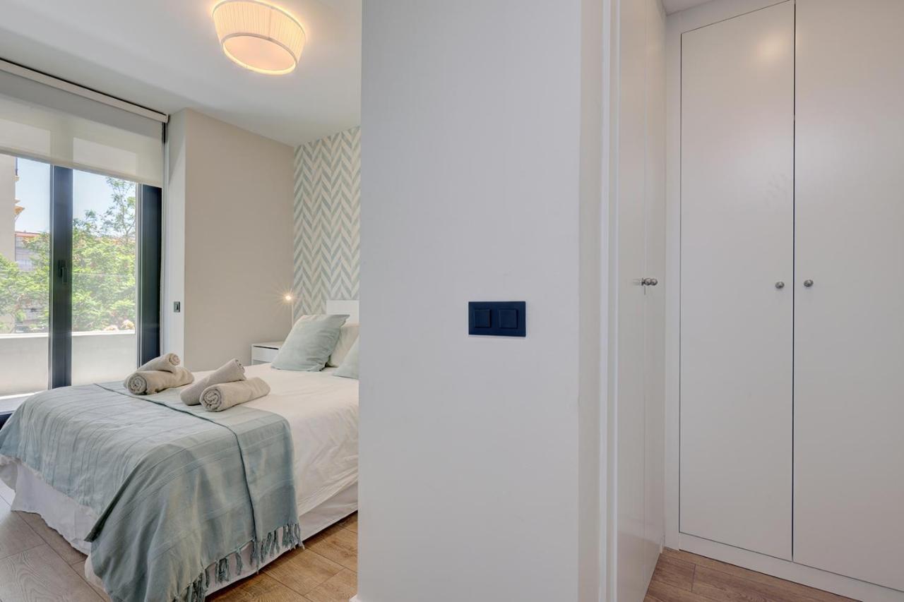 Stylish 2 Bedroom Apartment In Estepona Old Town Ngoại thất bức ảnh