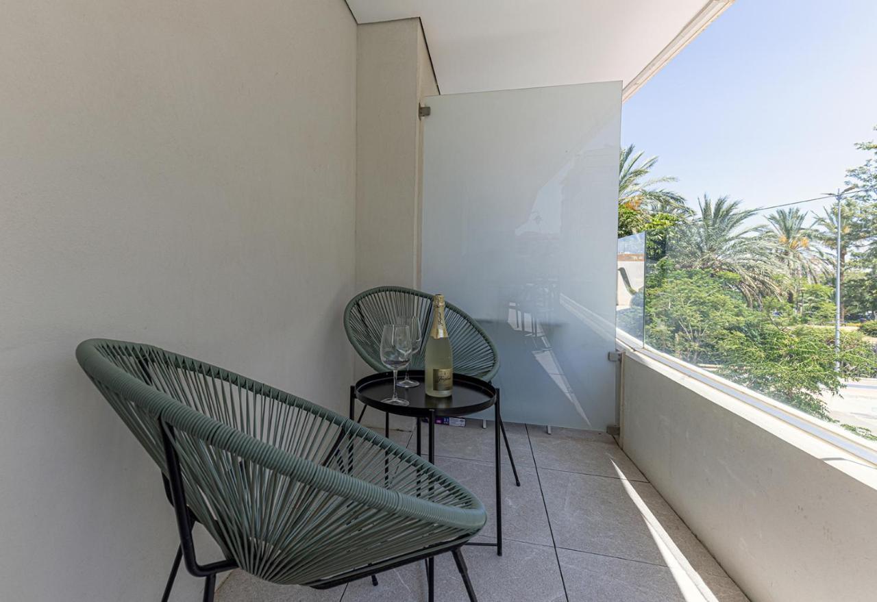 Stylish 2 Bedroom Apartment In Estepona Old Town Ngoại thất bức ảnh